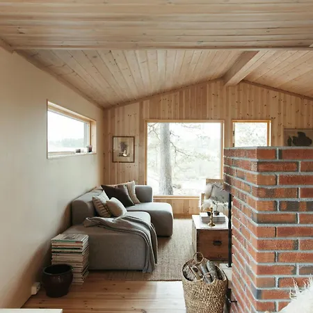 Premium By Reinsvatn With Scenic Views Treungen