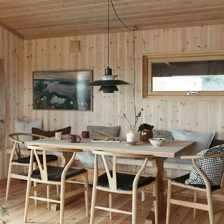 Vakantiehuis Premium By Reinsvatn With Scenic Views